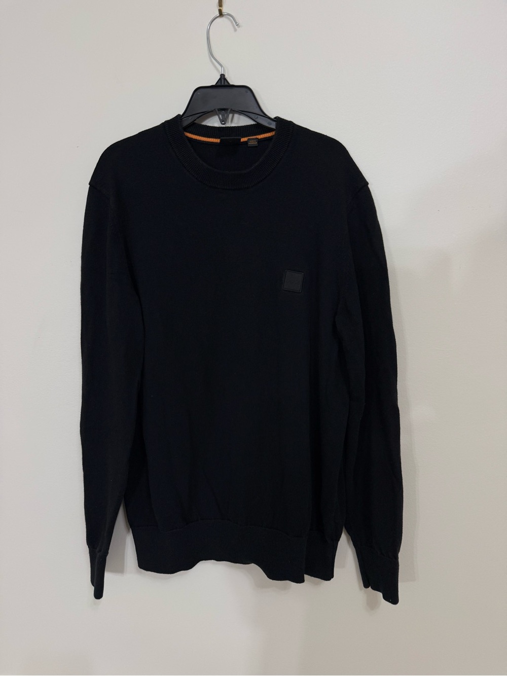Hugo Boss Sweater Mens M Black Cotton Cashmere Crew Neck Pullover Logo Patch EUC